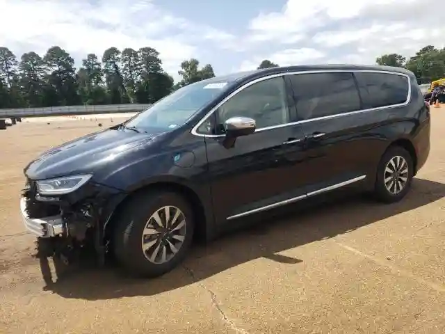 2C4RC1S7XNR134932 2022 CHRYSLER PACIFICA-0