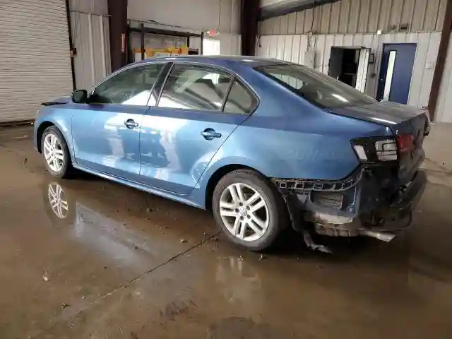 3VW2B7AJ8JM217228 2018 VOLKSWAGEN JETTA-1