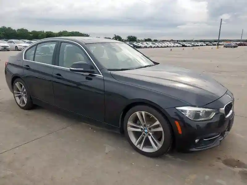 WBA8B9G52HNU48576 2017 BMW 3 SERIES-3