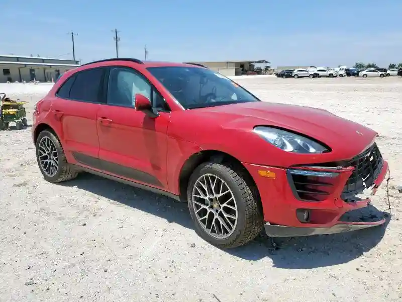 WP1AB2A57HLB19788 2017 PORSCHE MACAN-3