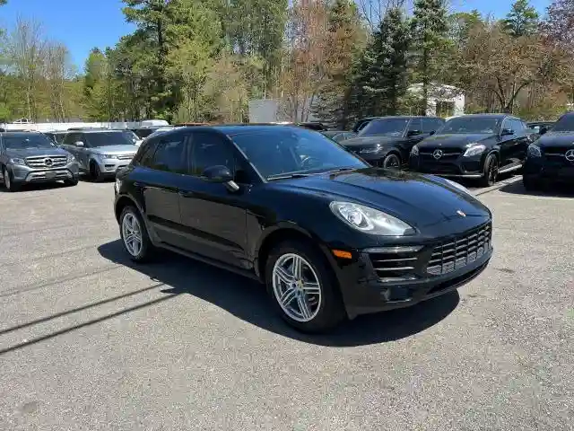 WP1AA2A53JLB05508 2018 PORSCHE MACAN-0