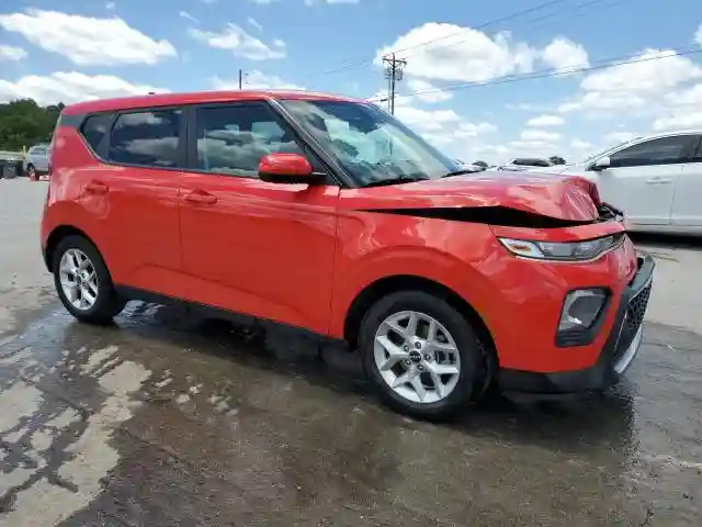 KNDJ23AU0N7185053 2022 KIA SOUL-3