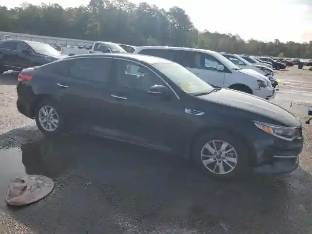 5XXGT4L34JG234662 2018 KIA OPTIMA-3