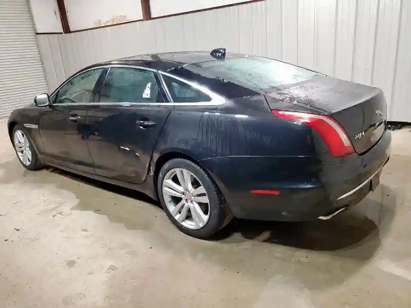SAJWJ2GD0G8V92699 2016 JAGUAR XJ-1