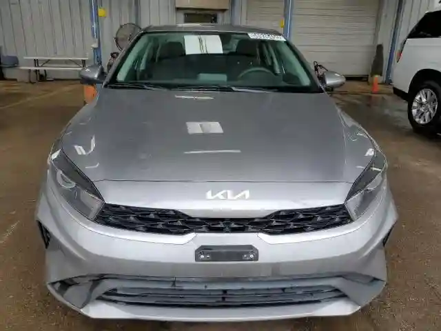 3KPF24AD8RE794862 2024 KIA FORTE-4