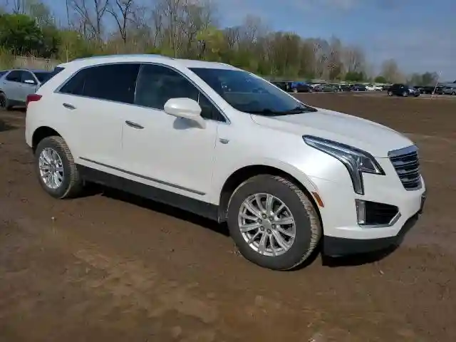 1GYKNARS0HZ157551 2017 CADILLAC XT5-3