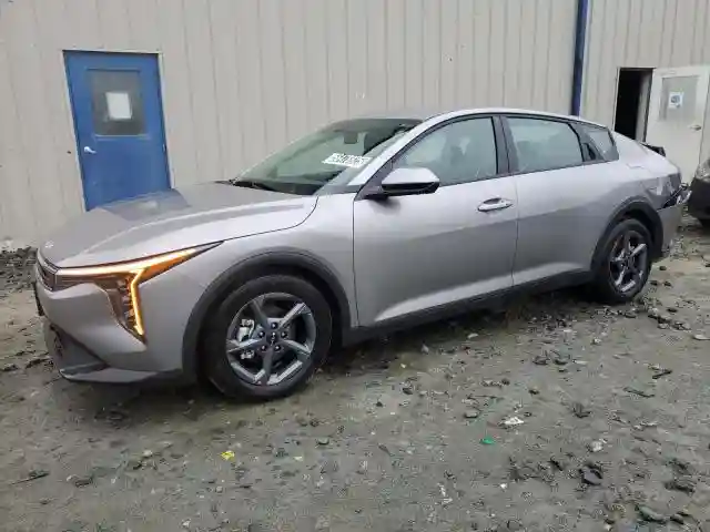 3KPFT4DE8SE100761 2025 KIA K4 LX-0