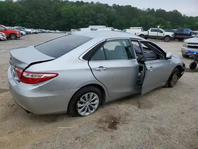 4T1BF1FK3HU399167 2017 TOYOTA CAMRY-2
