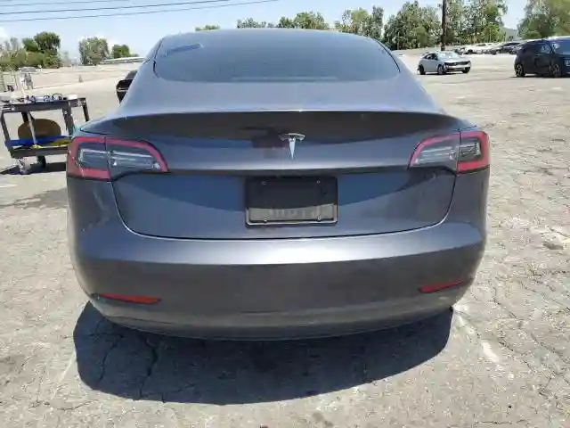 5YJ3E1EA1NF191426 2022 TESLA MODEL 3-5