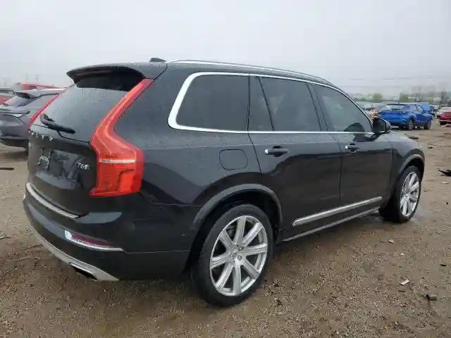 YV4A22PL3H1163240 2017 VOLVO XC90-2