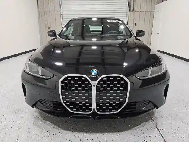 WBA53DB03SCT72075 2025 BMW 4 SERIES-4