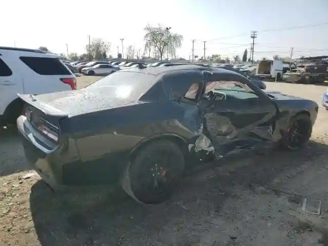 2C3CDZC92GH306739 2016 DODGE CHALLENGER-2