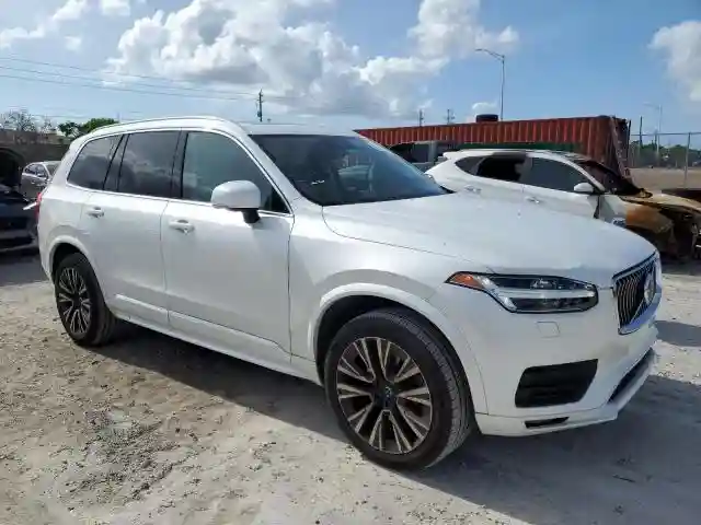 YV4102CK0N1830876 2022 VOLVO XC90-3