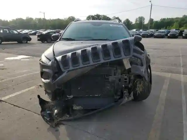 1C4PJMDS6HW501871 2017 JEEP GRAND CHEROKEE-4