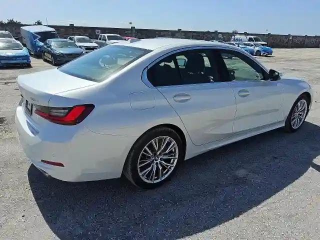3MW69FF00R8E77716 2024 BMW 3 SERIES-2