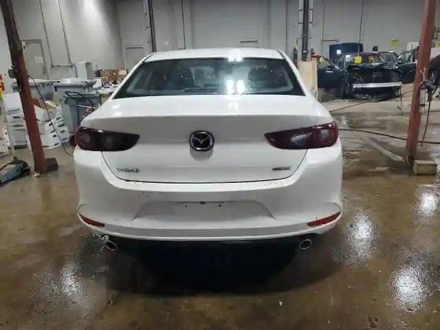 JM1BPACM8S1775538 2025 MAZDA 3-5