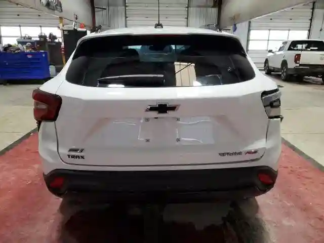 KL77LJEP1SC088914 2025 CHEVROLET TRAX 2RS-5