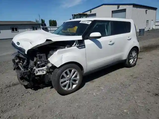 KNDJP3A58J7537378 2018 KIA SOUL-0