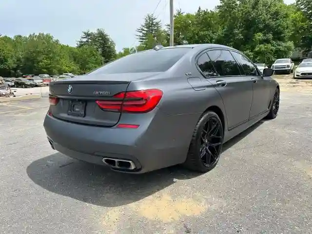 WBA7H6C54JG614931 2018 BMW M7-2