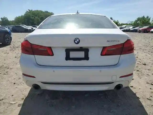 WBAJB1C51JG624259 2018 BMW 5 SERIES-5