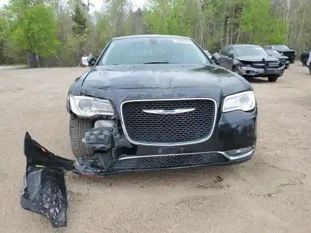 2C3CCAAG3FH832723 2015 CHRYSLER 300-4