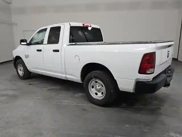 1C6RR7FGXKS708572 2019 RAM 1500-1