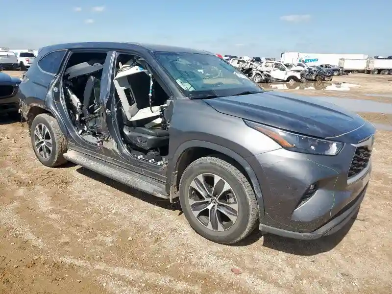 5TDGZRAH9NS557569 2022 TOYOTA HIGHLANDER-3