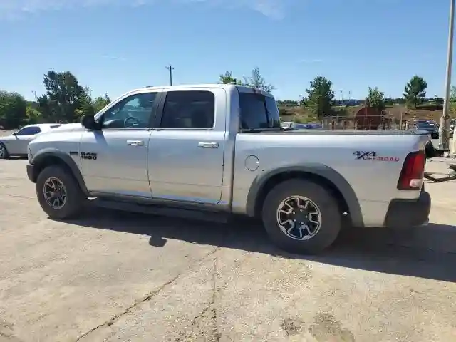 1C6RR7YT4HS531035 2017 RAM 1500-1