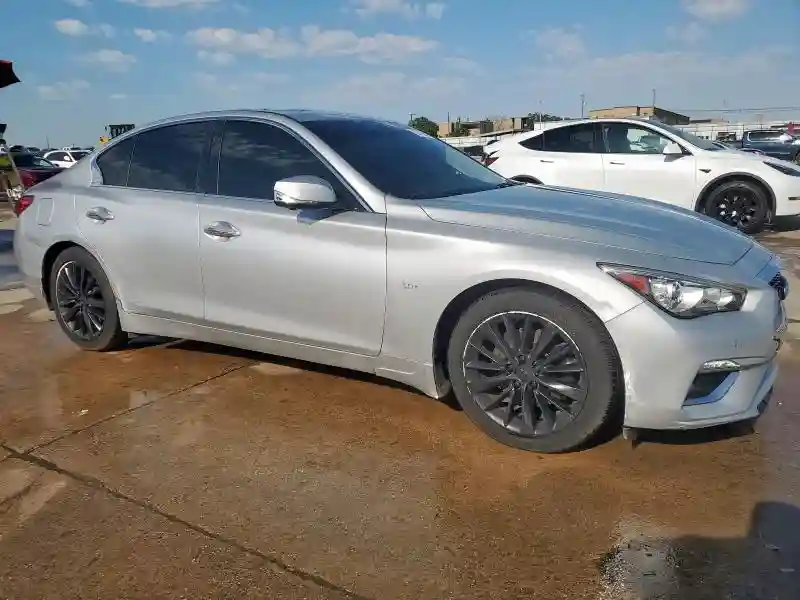 JN1EV7AP3JM350036 2018 INFINITI Q50-3