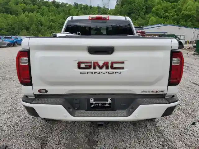1GTP6EEK7R1285601 2024 GMC CANYON-5