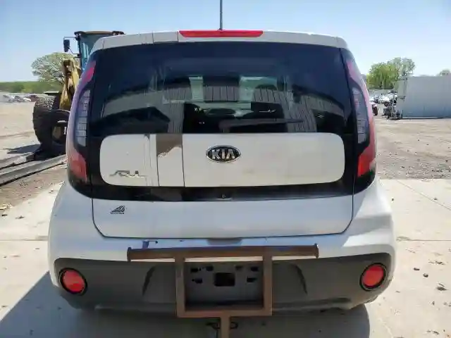 KNDJN2A29H7493567 2017 KIA SOUL-5