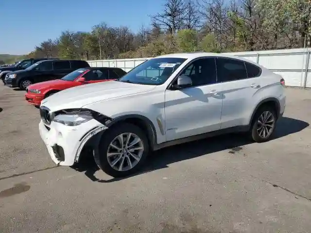 5UXKU2C53J0Z62700 2018 BMW X6-0