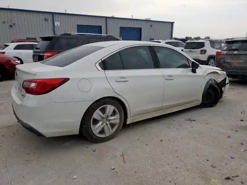 4S3BNAA68J3005286 2018 SUBARU LEGACY-2