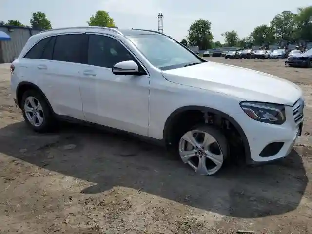 WDC0G4KB5JV050229 2018 MERCEDES-BENZ GLC-CLASS-3