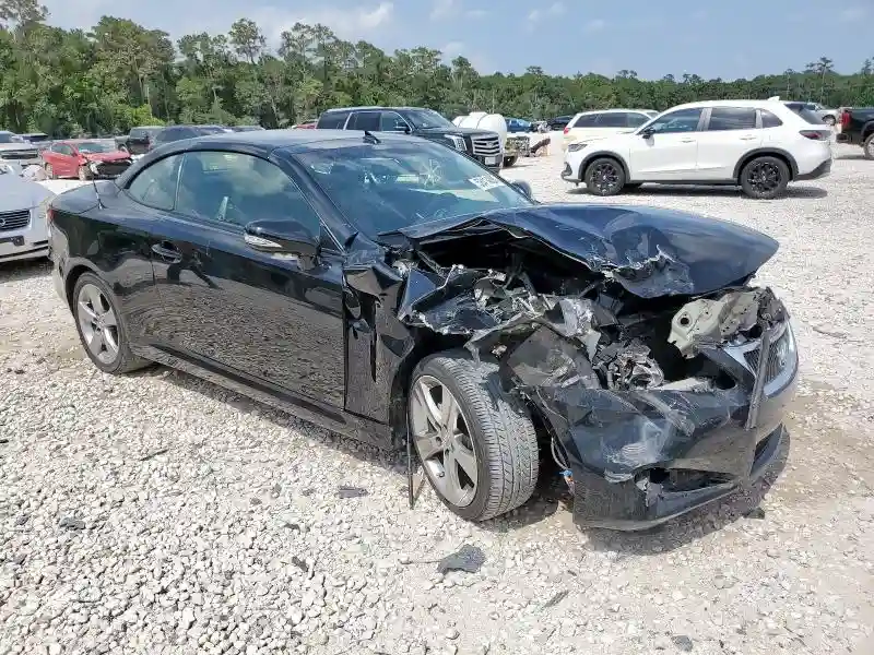 JTHFF2C27F2532469 2015 LEXUS IS-3
