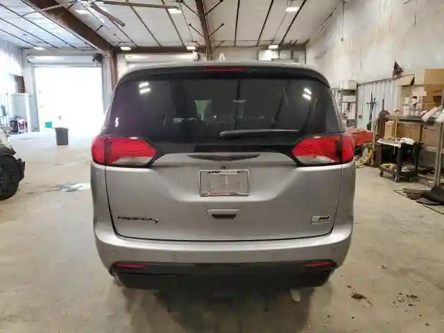 2C4RC1EG6LR116405 2020 CHRYSLER PACIFICA-5