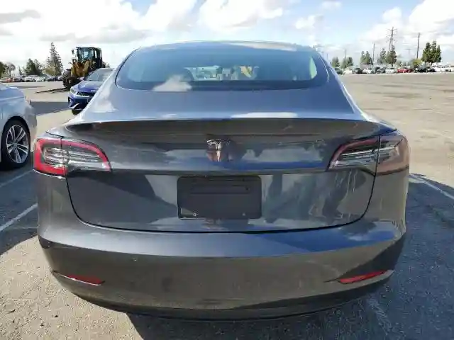 5YJ3E1EA9NF297641 2022 TESLA MODEL 3-5