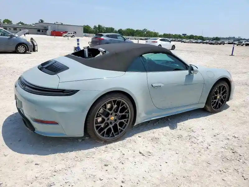 WP0CA2A93SS235082 2025 PORSCHE 911-2