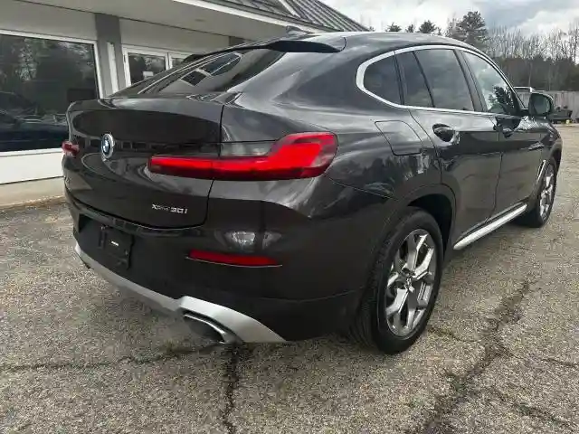 5UX33DT02N9J77920 2022 BMW X4-3