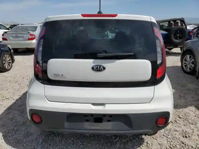 KNDJN2A20J7541821 2018 KIA SOUL-5