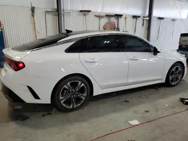 5XXG34J2XPG209607 2023 KIA K5-2