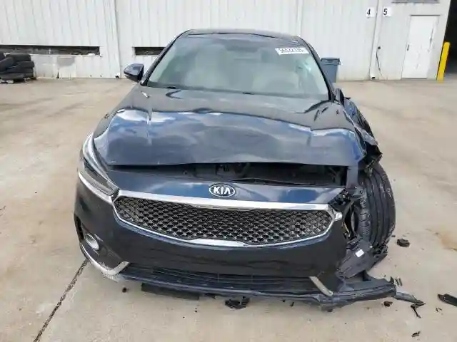 KNALC4J11H5041574 2017 KIA CADENZA-4