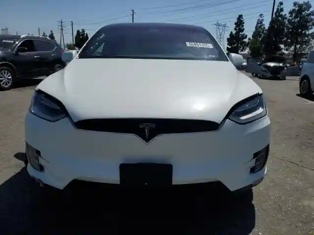 5YJXCAE22HF060834 2017 TESLA MODEL X-4