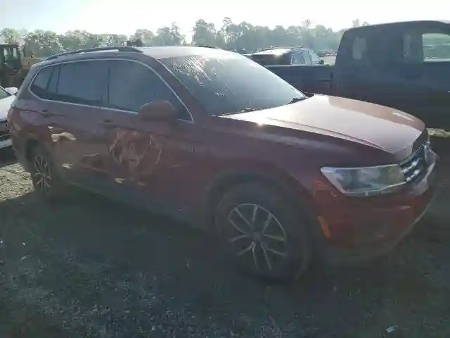 3VV3B7AX9KM018445 2019 VOLKSWAGEN TIGUAN-3