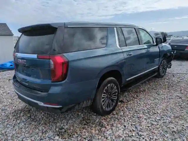 1GKS2GRD5SR136872 2025 GMC YUKON XL E-2