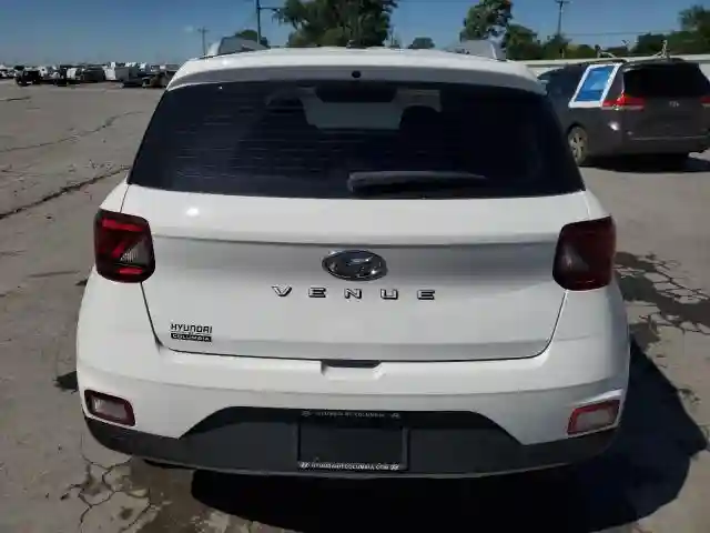 KMHRC8A30RU306512 2024 HYUNDAI VENUE-5
