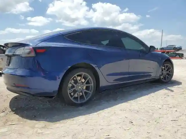 5YJ3E1EAXNF188721 2022 TESLA MODEL 3-2