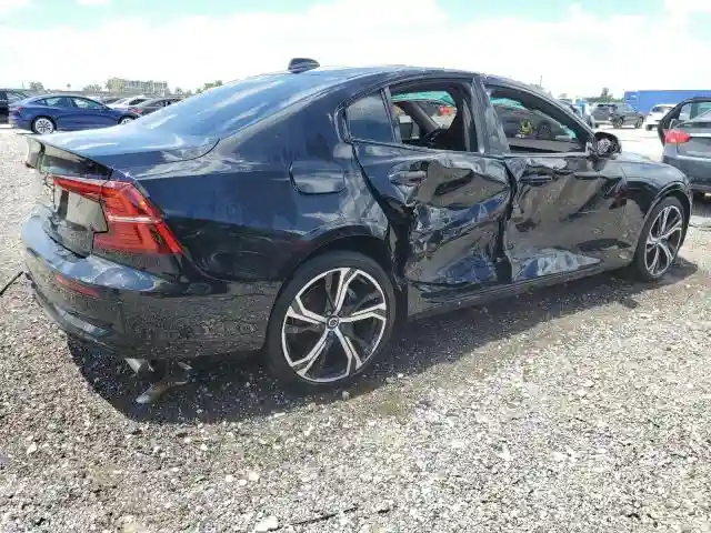 7JRL12FL6RG325104 2024 VOLVO S60 PLUS-2