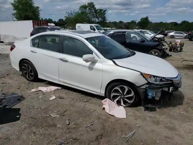 1HGCR2F83GA036377 2016 HONDA ACCORD-3