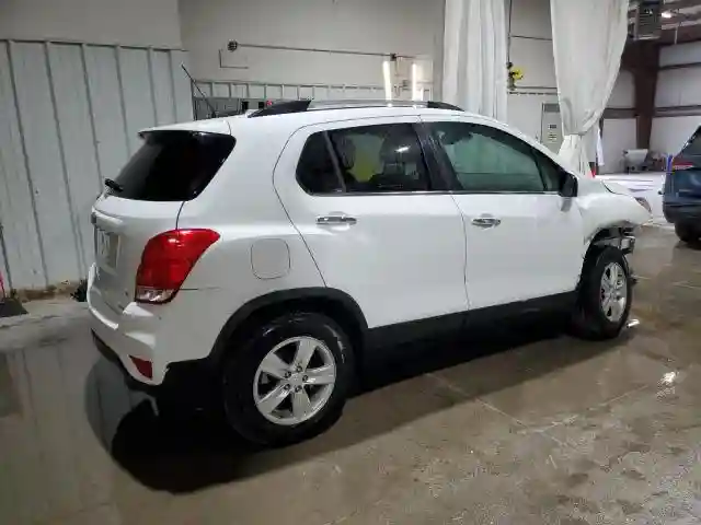 KL7CJPSB2KB925532 2019 CHEVROLET TRAX-2